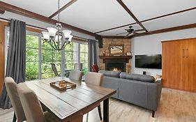 Les Manoirs Wpool & Hot Tub Near Village 120-7